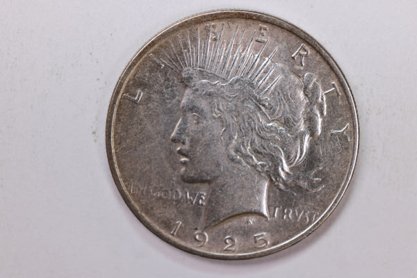 1925 Peace Silver Dollar., Extra Fine Circulated Condition., Store Sale #9018